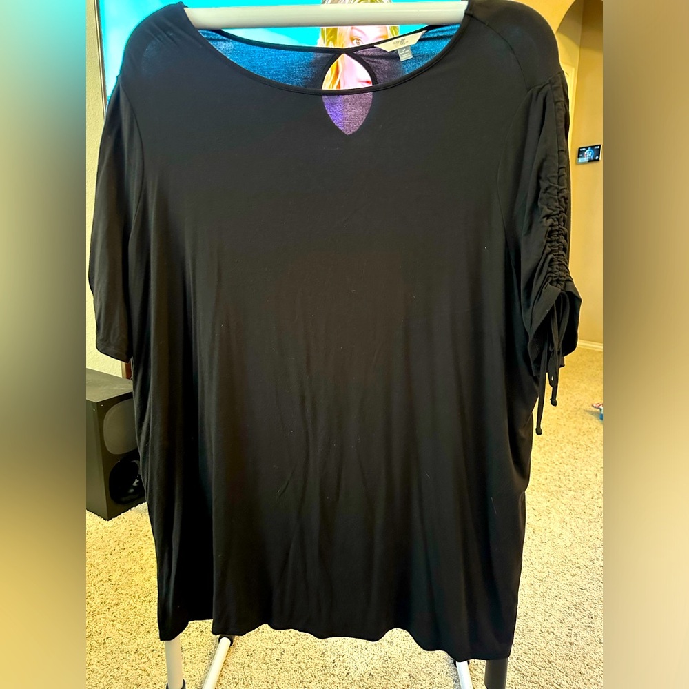 Very roomy cute top